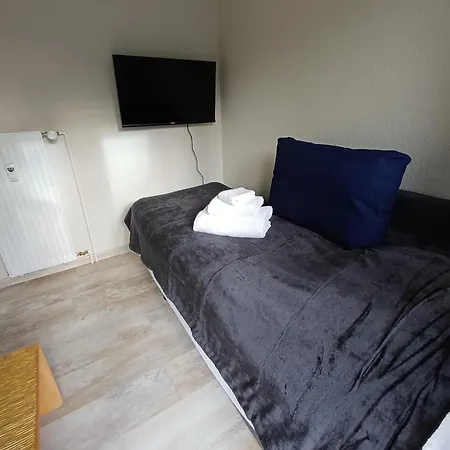 Penthouse Wohlfuehlort Mit Dachterrasse 아파트 *
