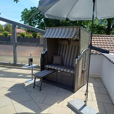 아파트 Penthouse Wohlfuehlort Mit Dachterrasse *